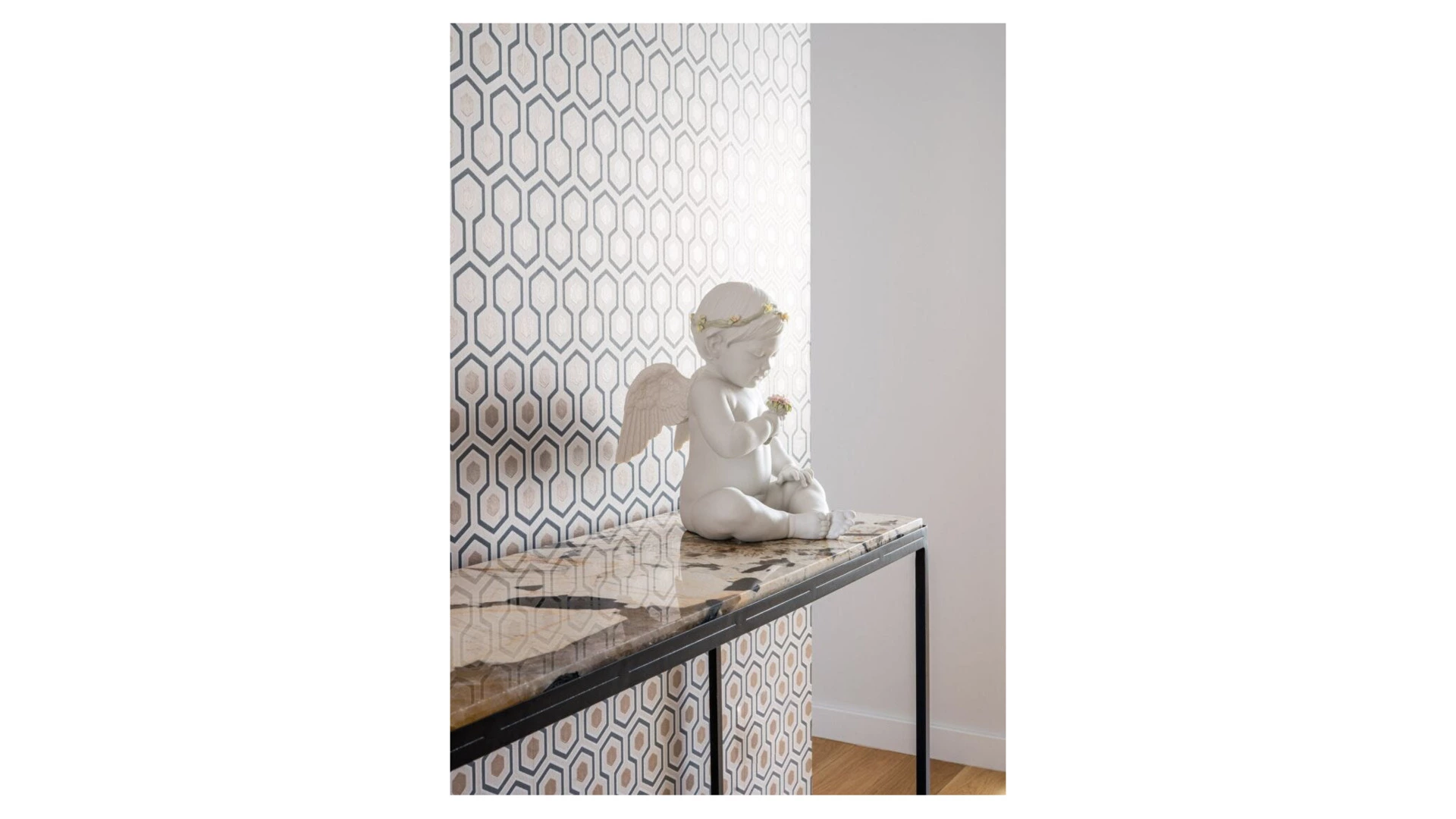Фигурка Lladro Небесный ангел 32х32 см, фарфор