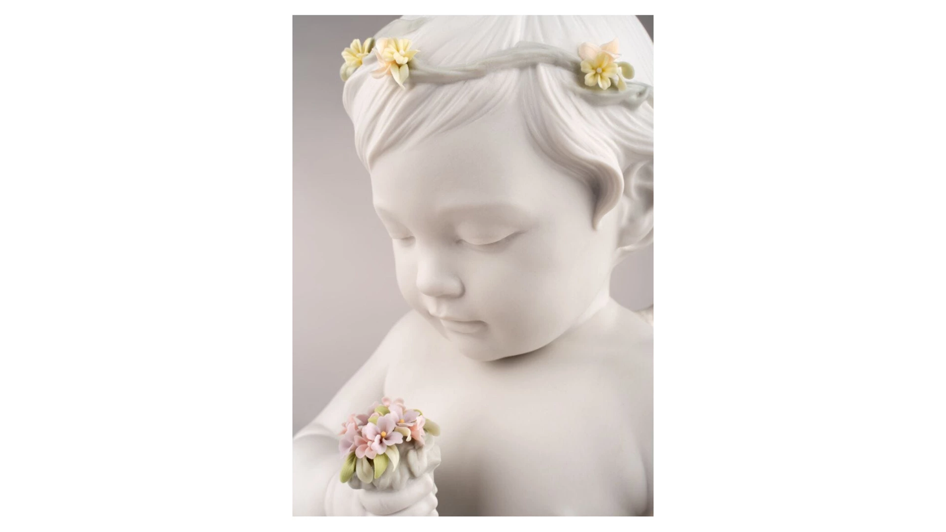 Фигурка Lladro Небесный ангел 32х32 см, фарфор