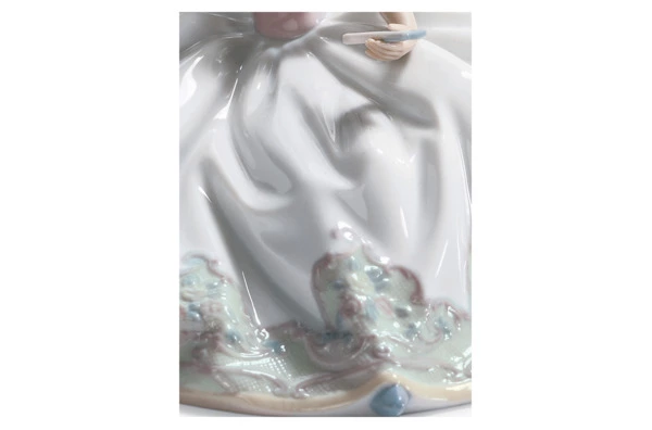 Фигурка Lladro На балу 20х16 см, фарфор