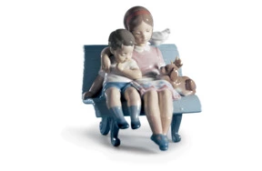 Фигурка Lladro На скамейке в парке 15х16 см, фарфор