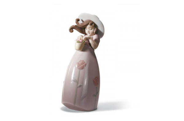 Фигурка Lladro Маленькая Роза 8х18 см, фарфор