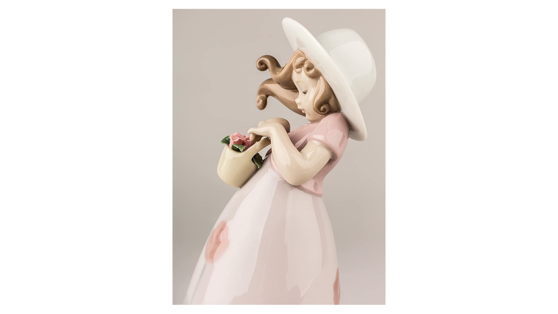 Фигурка Lladro Маленькая Роза 8х18 см, фарфор