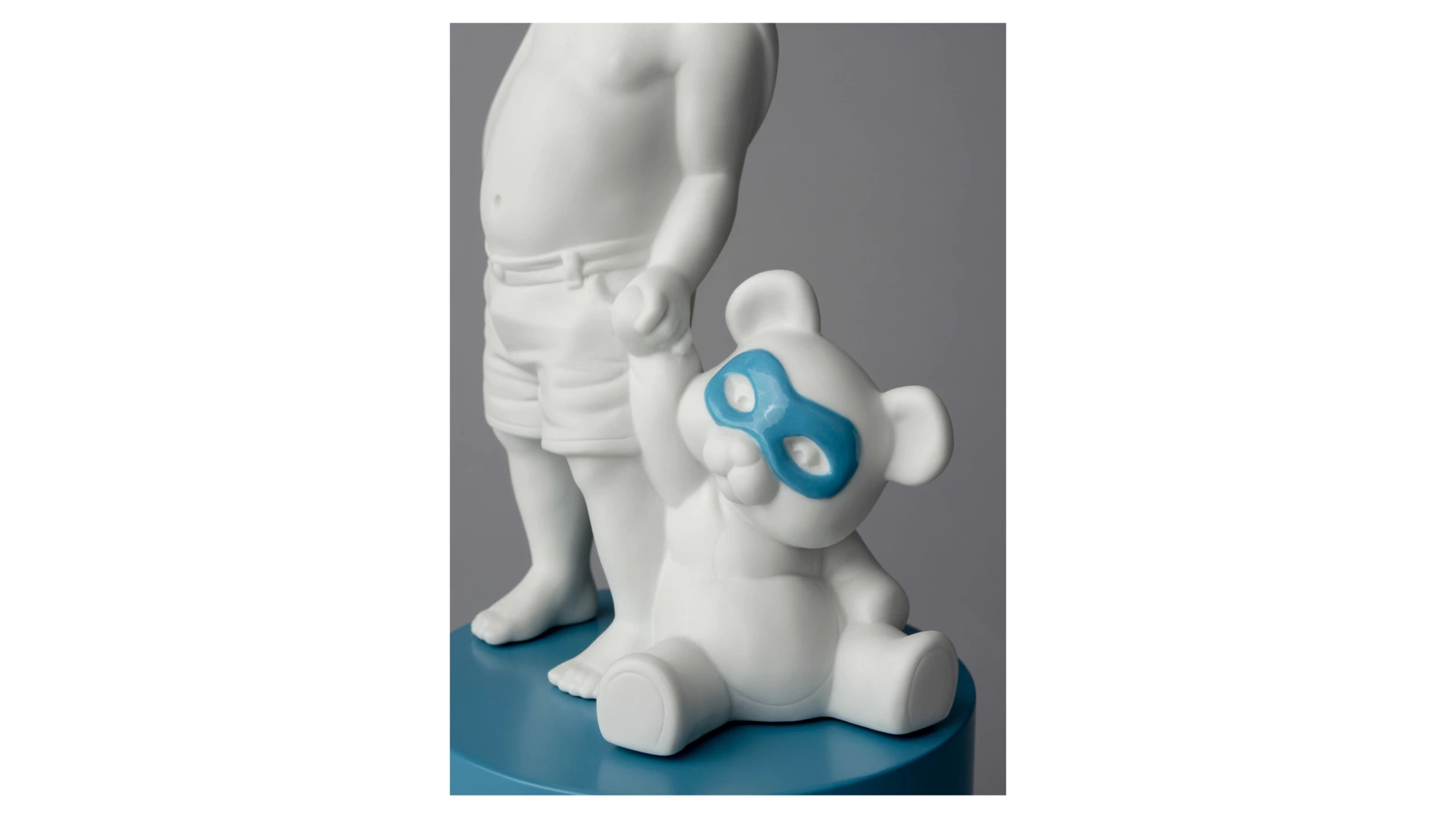 Фигурка Lladro Мы - супергерои 15х32 см, фарфор