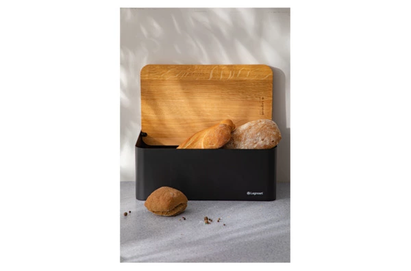 Хлебница с крышкой-доской Legnoart Crispy 40х20,5х17,5 см, крышка из дуба, металл, черная