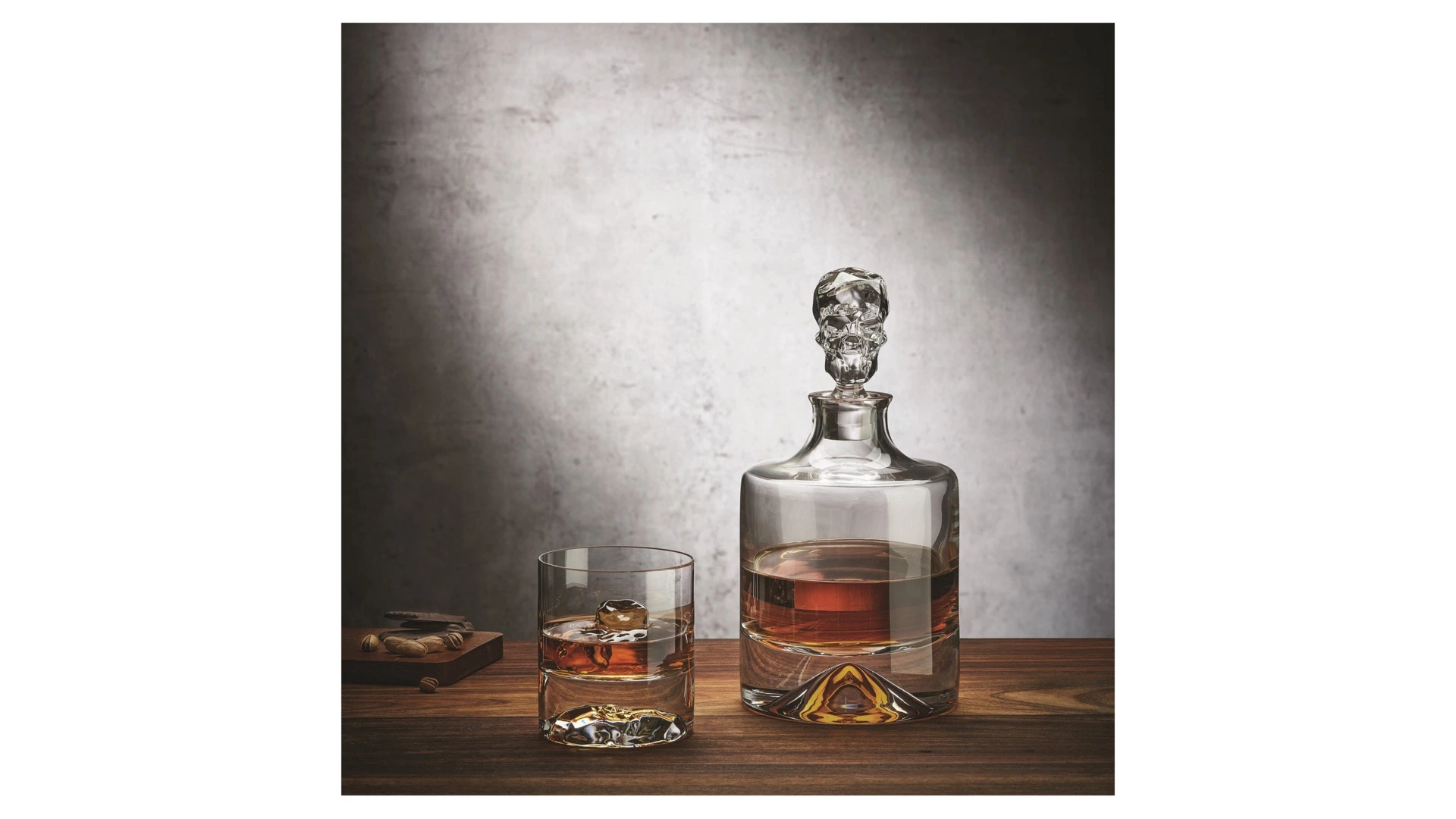 Набор из графина и 2 стаканов для виски Nude Glass Тень 1,25 л, 350 мл, стекло хрустальное