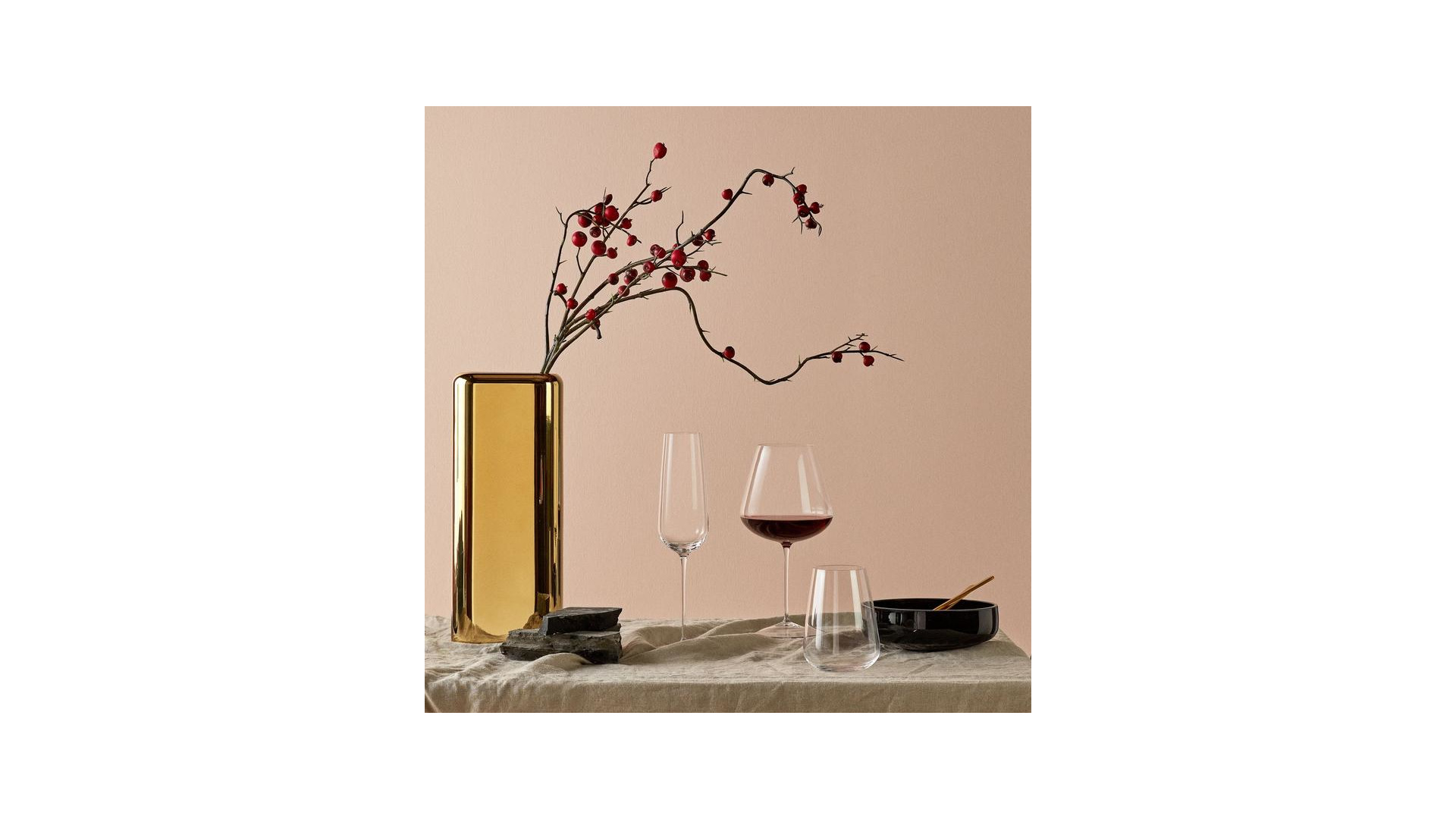 Бокал для красного вина Nude Glass Невидимая ножка Вертиго 650 мл, стекло хрустальное