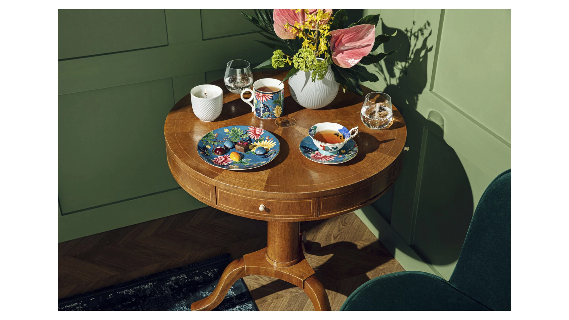 Кружка Wedgwood Вандерласт Золотой попугай 280 мл, фарфор