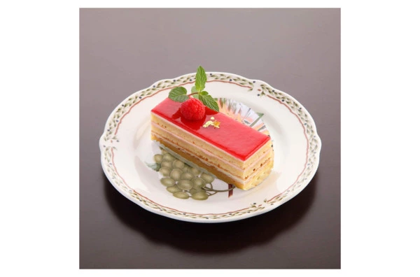 Тарелка десертная Noritake Фруктовый сад 17 см