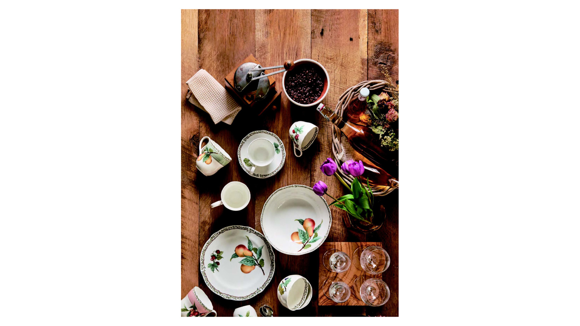 Тарелка закусочная Noritake Фруктовый сад 24 см