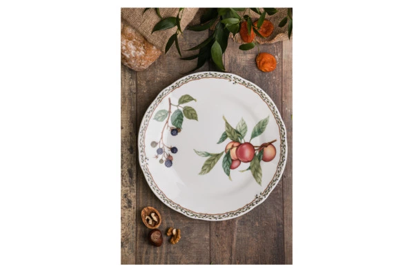 Тарелка обеденная Noritake Фруктовый сад 27 см