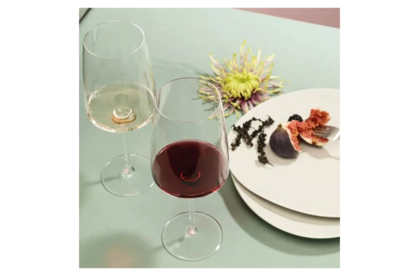 Набор бокалов для вина Zwiesel Glas Vivid Senses Light and Fresh 363 мл, 2 шт, стекло хрустальное