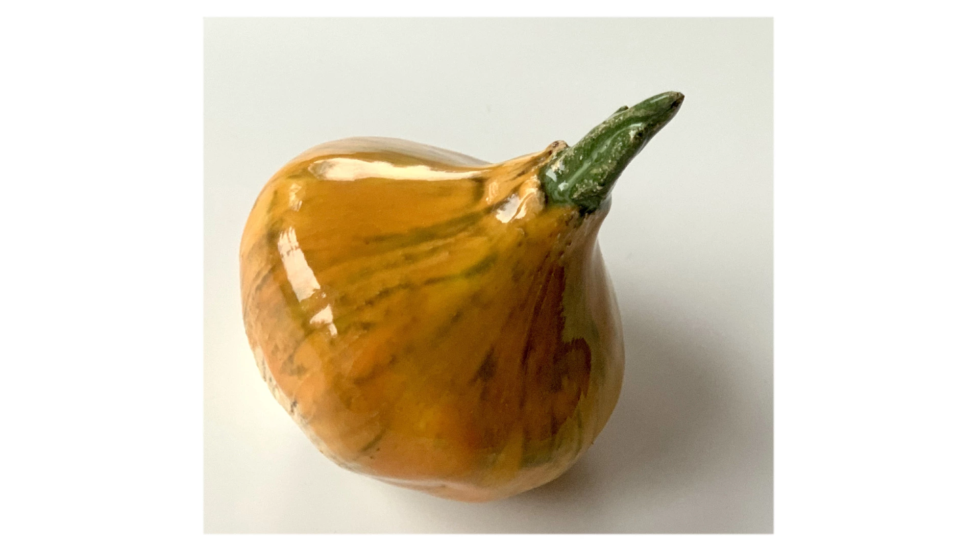 Фигурка Лаптева Е.В.Русский борщ Лук 10х6 см, шамот