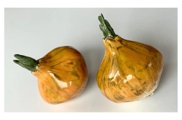 Фигурка Лаптева Е.В.Русский борщ Лук 10х6 см, шамот