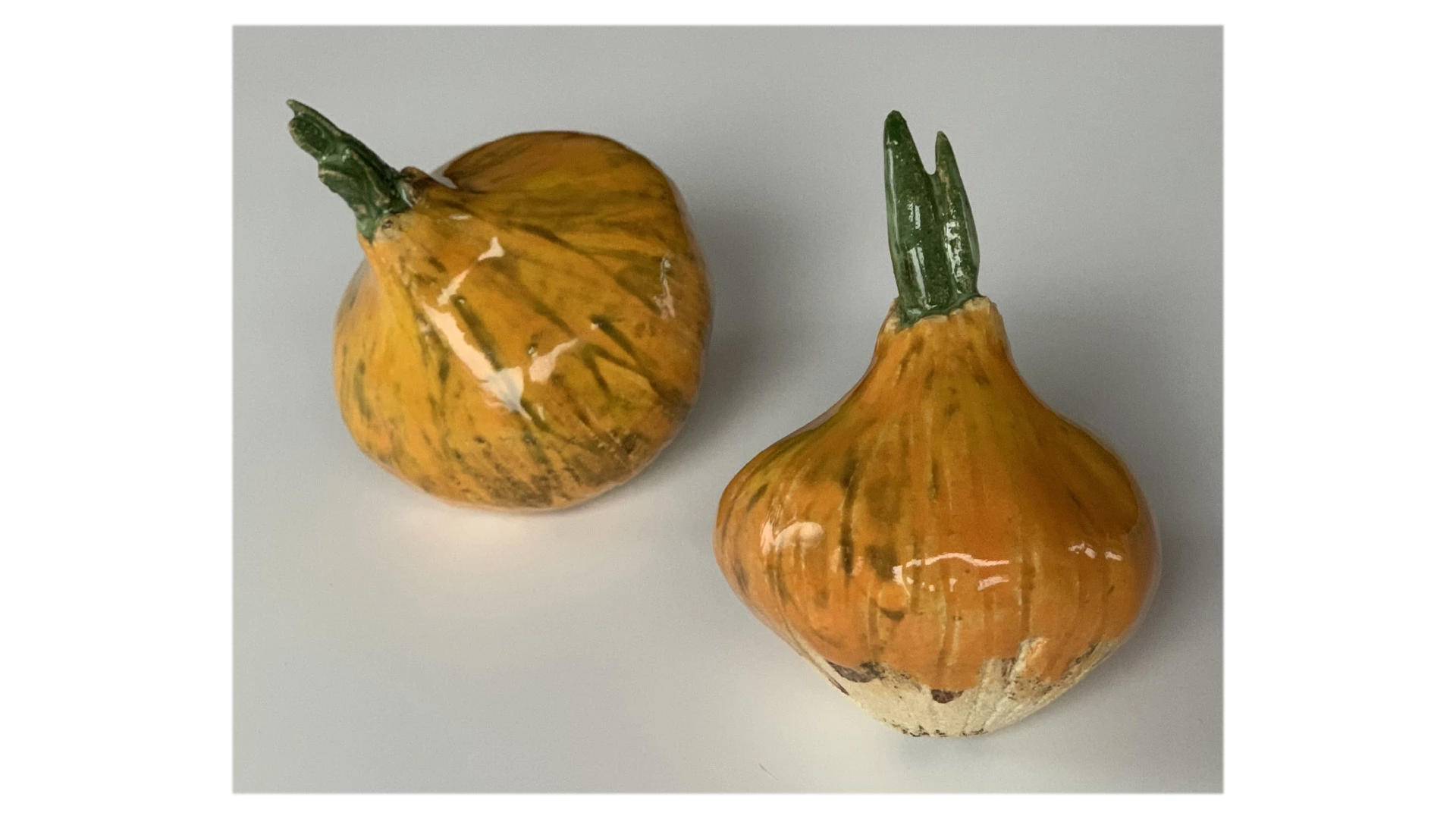 Фигурка Лаптева Е.В.Русский борщ Лук 10х6 см, шамот