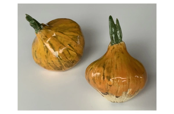 Фигурка Лаптева Е.В.Русский борщ Лук 10х6 см, шамот