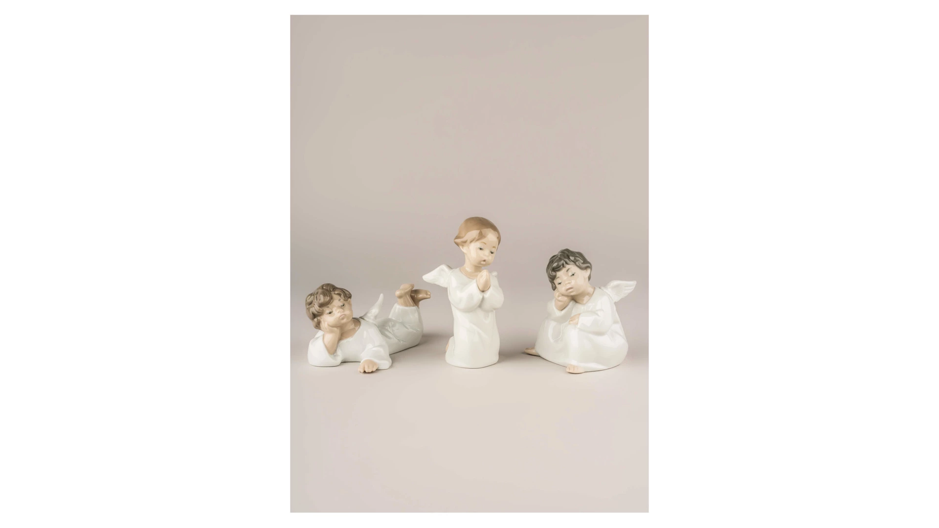 Фигурка Lladro Молящийся ангел 8х13 см, фарфор
