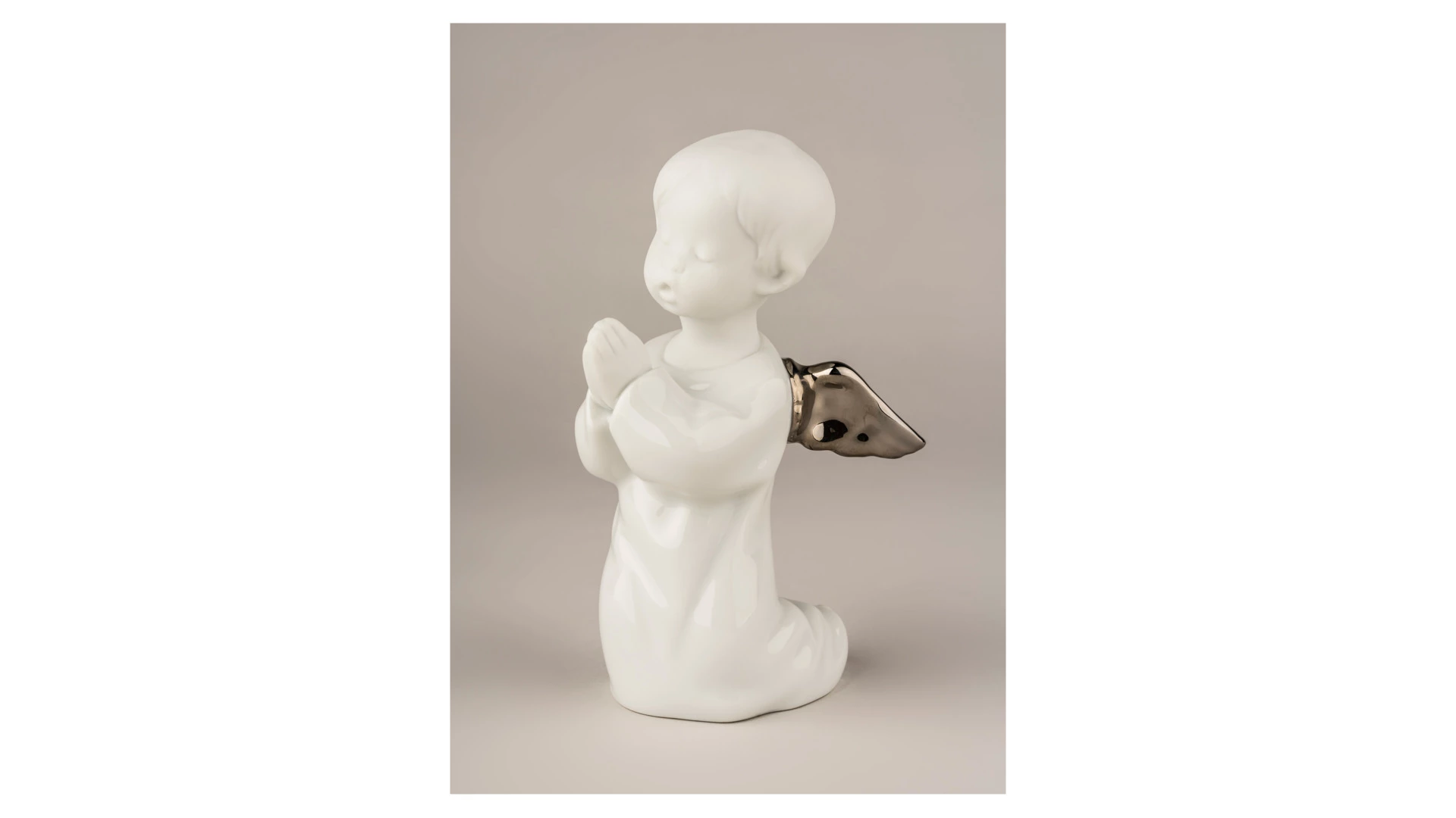 Фигурка Lladro Молящийся ангел Ре-Деко 8х13 см, фарфор