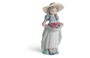 Фигурка Lladro Щедрое цветение гвоздик 13х24 см, фарфор