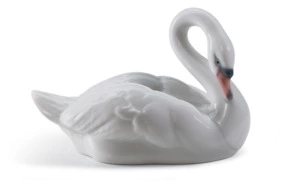Фигурка Lladro Прекрасный лебедь 10х7 см, фарфор