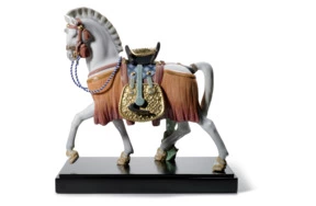 Фигурка Lladro Белый конь надежды 30х31 см, фарфор