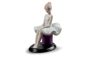 Фигурка Lladro Юная балерина I 11х14 см, фарфор