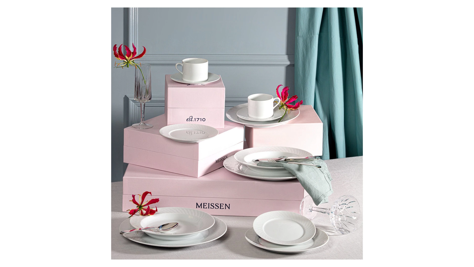Чашка для капучино с блюдцем Meissen Игра волн, рельеф, белый,  250 мл