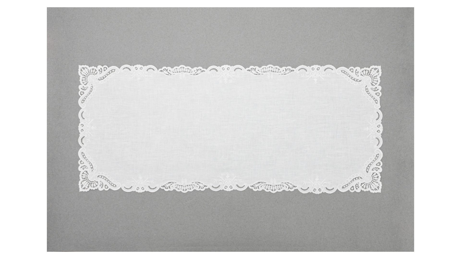 Дорожка для стола Венизное кружево Камилла 38х80 см, лен, белый