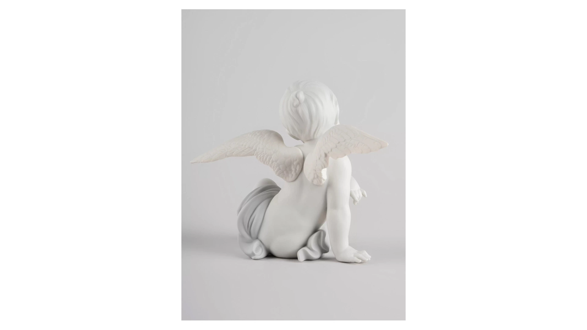 Фигурка Lladro Ангел и бабочка 20х26 см, фарфор