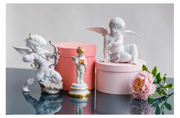 Фигурка Lladro Ангел и бабочка 20х26 см, фарфор