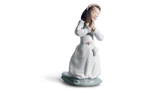 Фигурка Lladro Первое причастие, девочка 11х19 см, фарфор