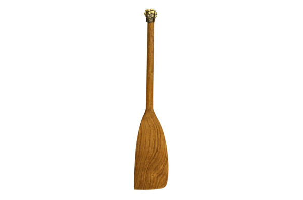 Лопатка деревянная с латунной накладкой широкая Кольчугинский мельхиор Смородина 31 см, дуб, латунь