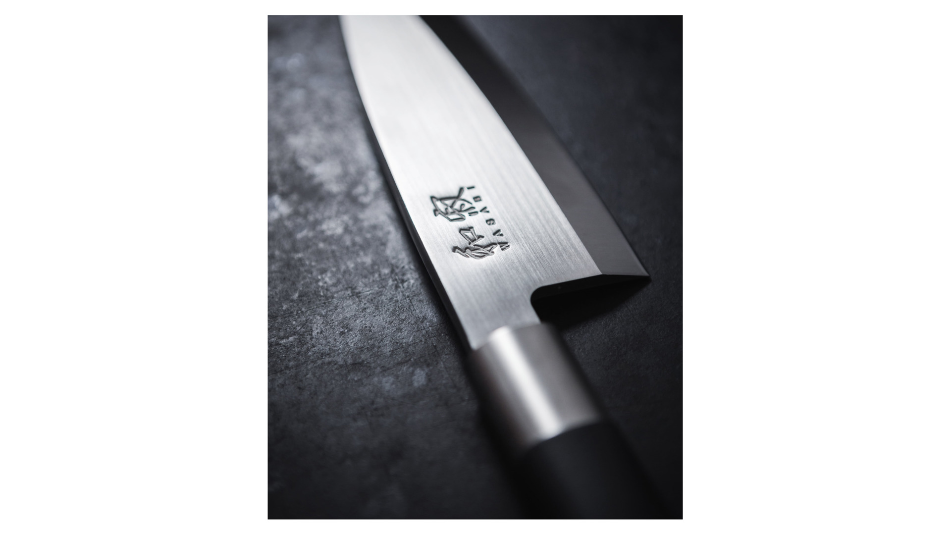Нож хлебный KAI Васаби 23 см, сталь, ручка пластик