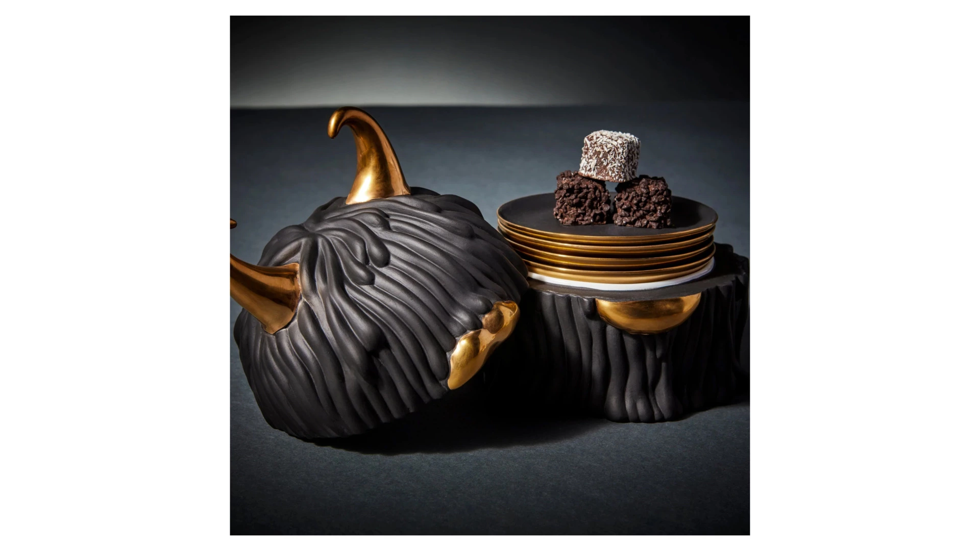 Набор тарелок в подставке с крышкой L’Objet Хаас 11 см, 5 предметов, черный, фарфор, п/к