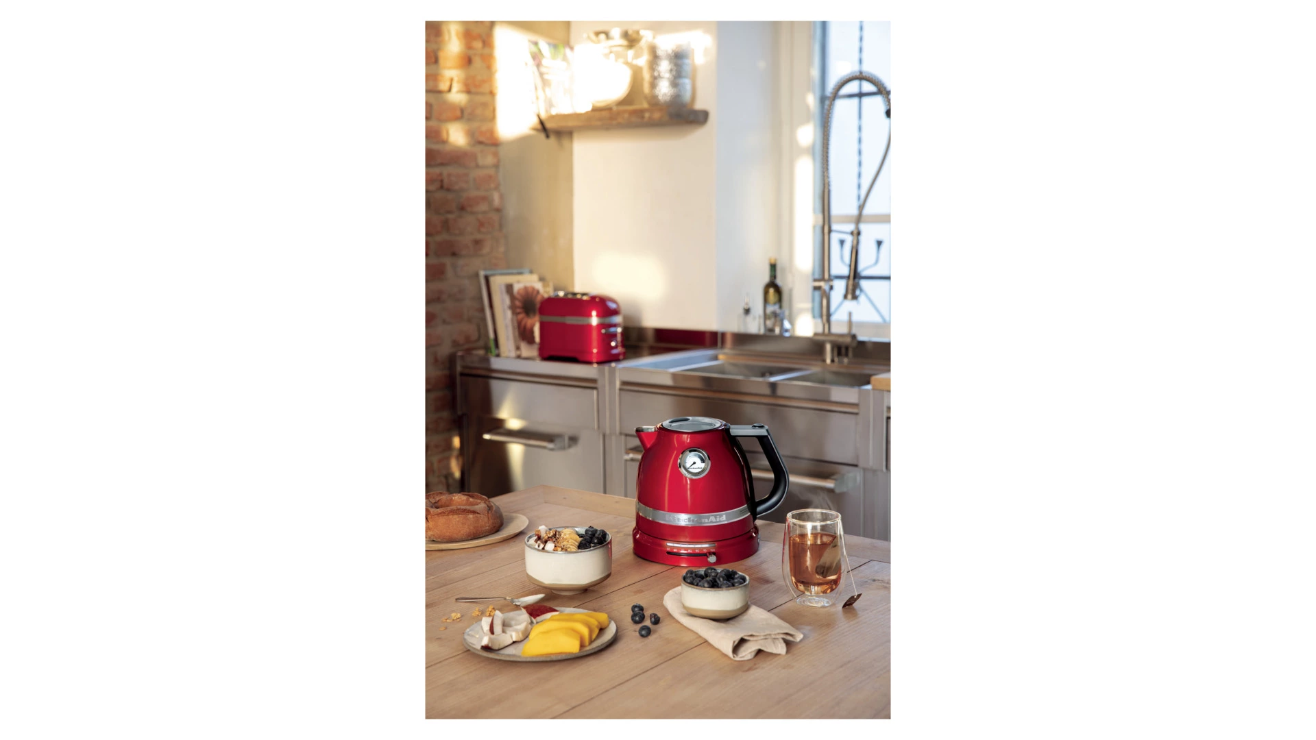 Тостер для 2 тостов KitchenAid Artisan 1250 Вт, красный, 5KMT2204EER
