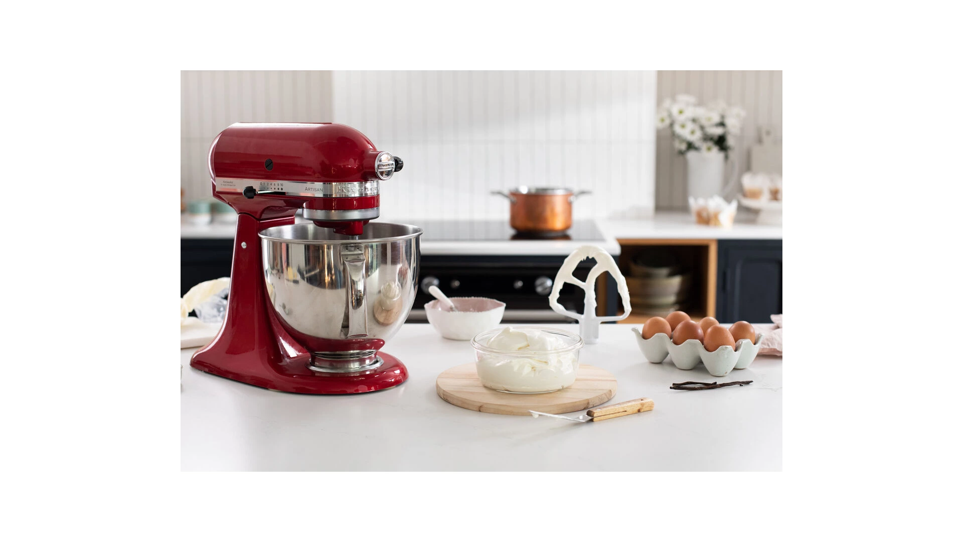 Миксер планетарный KitchenAid Artisan 4,8 л, 4 насадки, экран, 2 чаши, 5KSM175PSECA, карам.яблоко