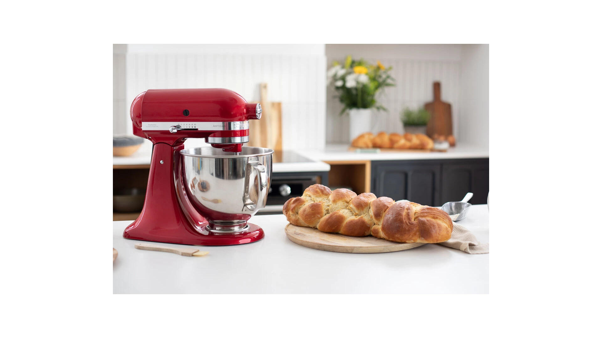 Миксер планетарный KitchenAid Artisan 4,8 л, 4 насадки, экран, 2 чаши, 5KSM175PSECA, карам.яблоко