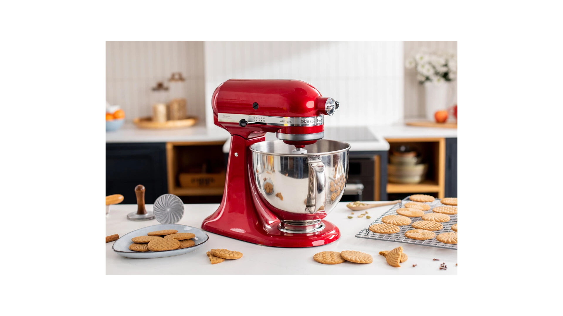 Миксер планетарный KitchenAid Artisan 4,8 л, 4 насадки, экран, 2 чаши, 5KSM175PSECA, карам.яблоко