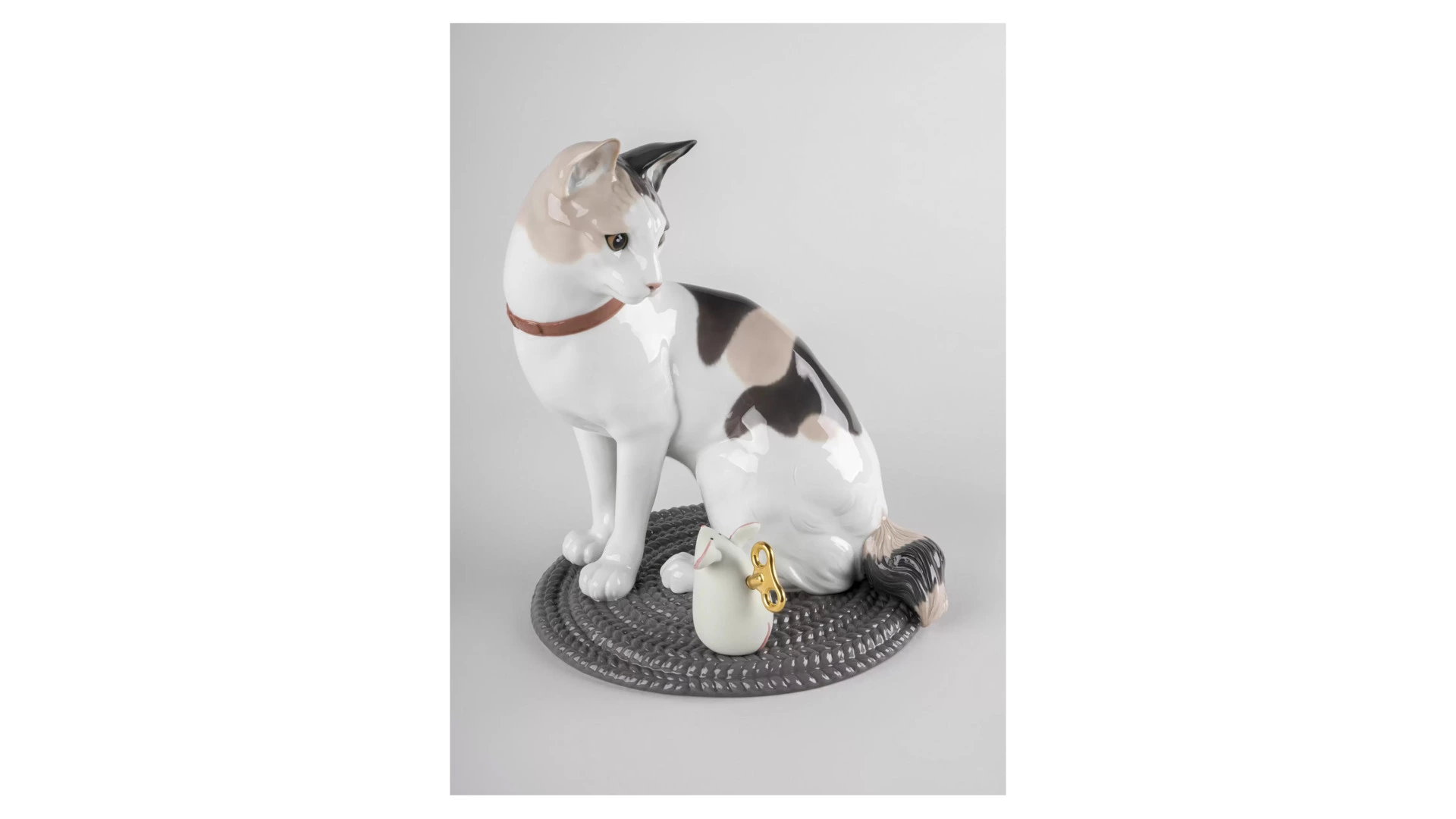Фигурка Lladro Кошки - мышки 33х22 см, фарфор