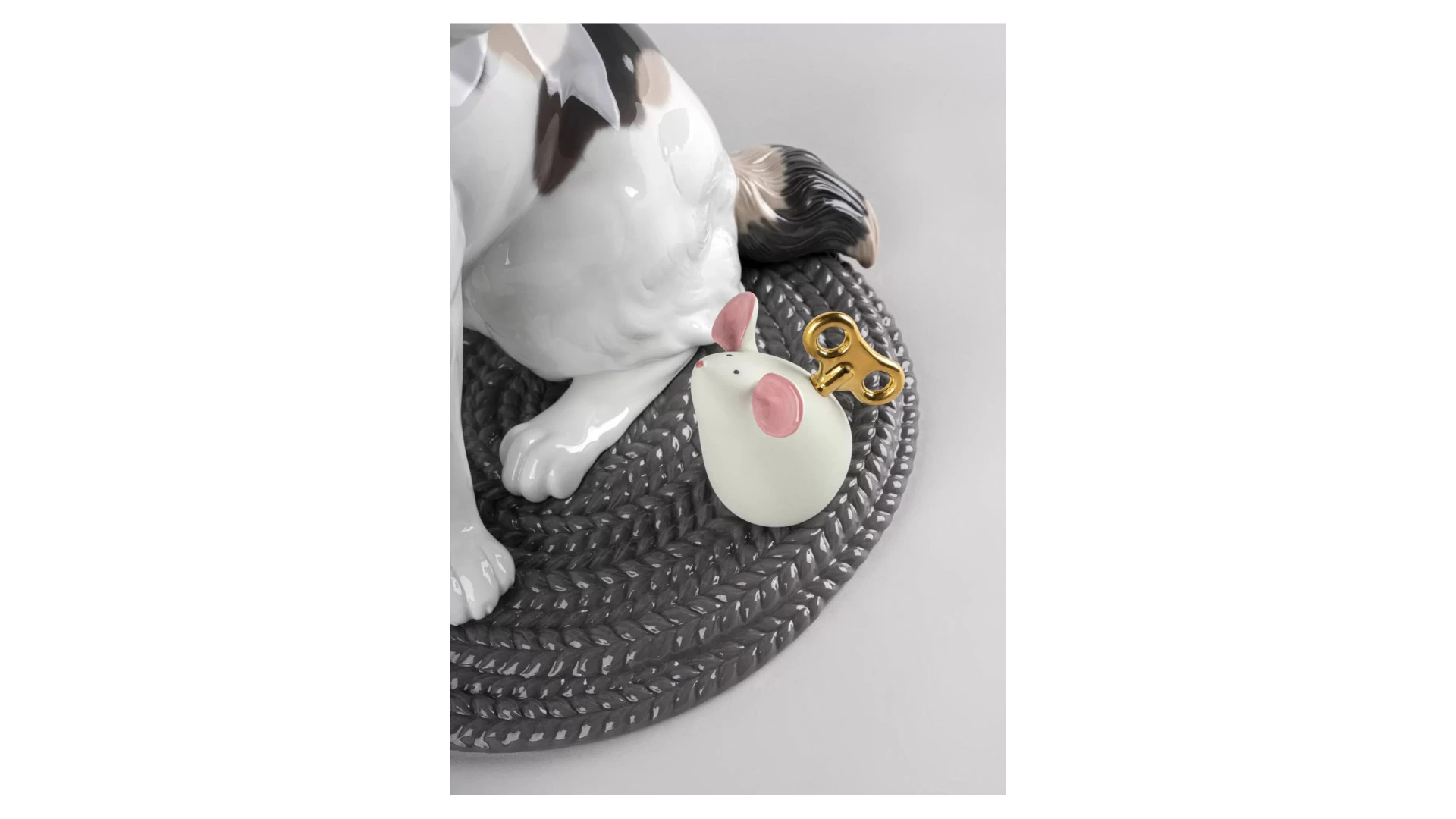 Фигурка Lladro Кошки - мышки 33х22 см, фарфор