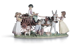 Фигурка Lladro Очаровательная детская скульптура 23х47х29 см, фарфор