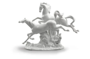 Фигурка Lladro Лошади в галопе 38х30 см, фарфор
