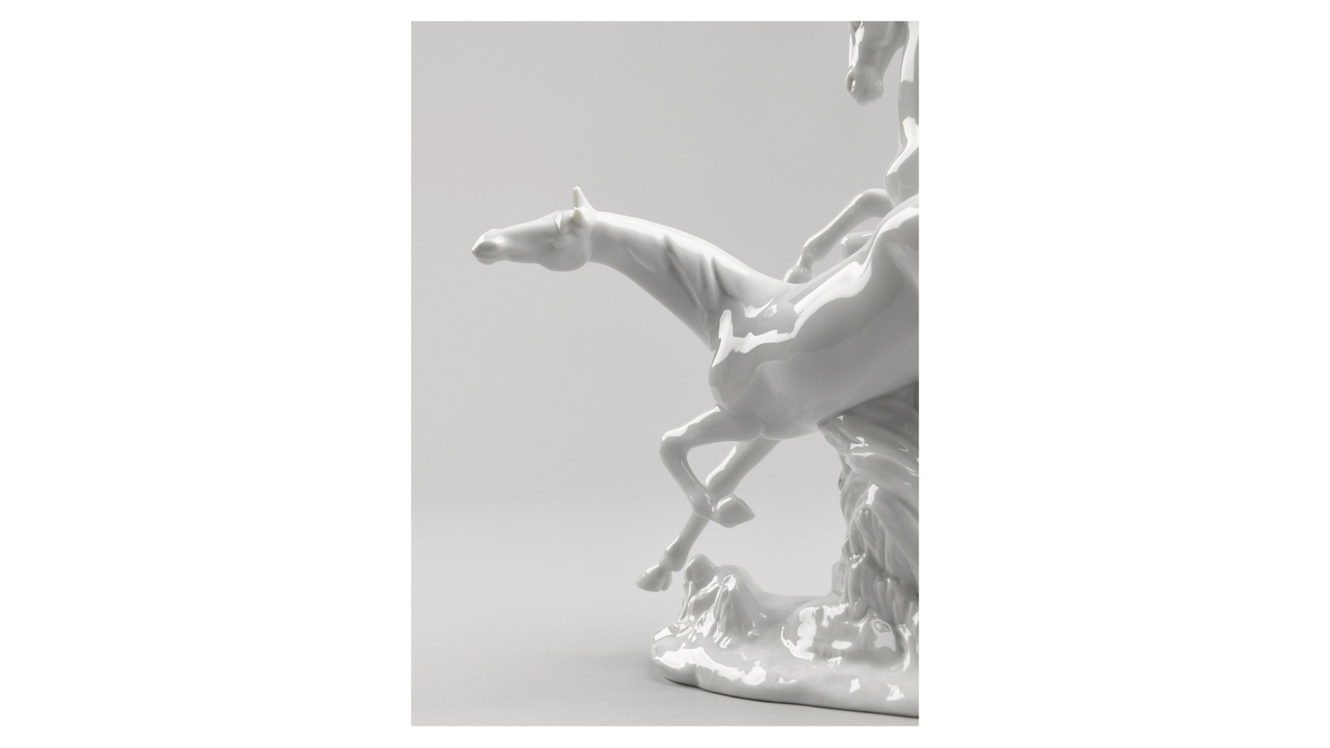 Фигурка Lladro Лошади в галопе 38х30 см, фарфор