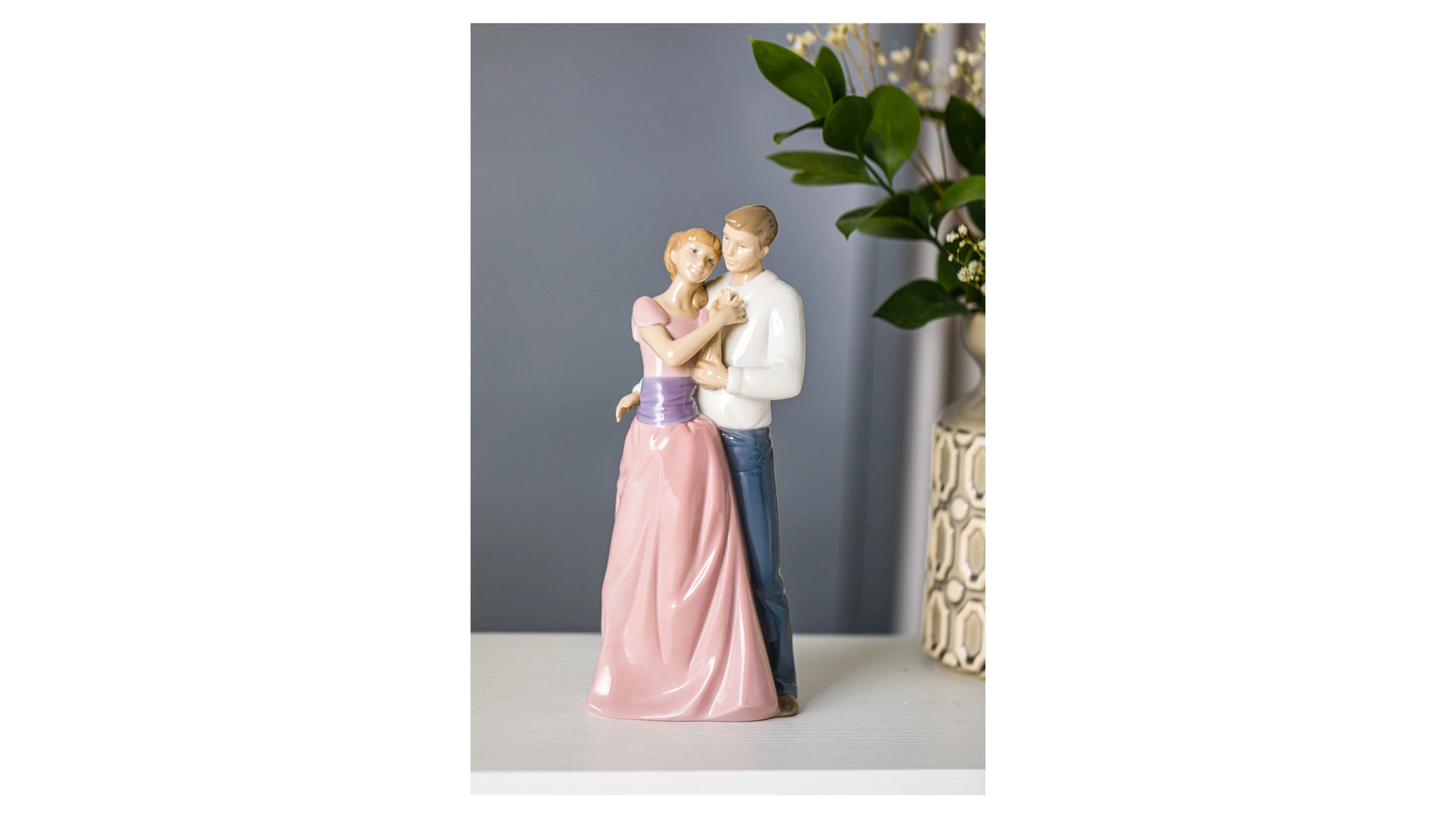 Фигурка NAO Мечты о любви 27х12х10 см, фарфор