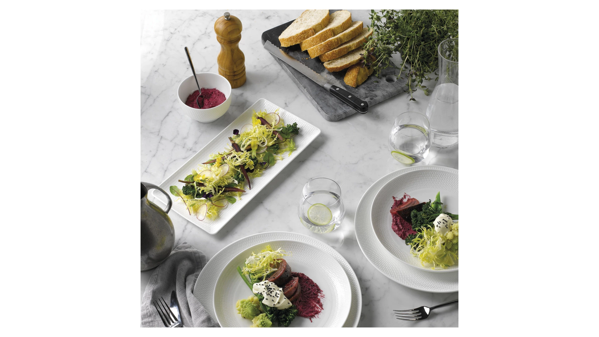 Блюдо прямоугольное Wedgwood Джио 32 см, кант, фарфор костяной