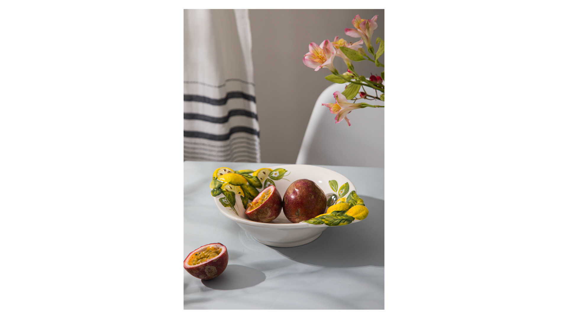 Салатник Edelweiss Лимоны и цветы 21х21х7 см, керамика