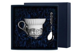 Чашка чайная с ложкой в футляре АргентА Кружевные узоры 72,54 г, 2 предмета, серебро 925, фарфор