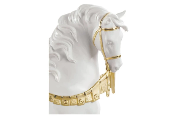 Фигурка Lladro Дворцовый конь Ре-Деко 40x42 см, фарфор, белый, золотой