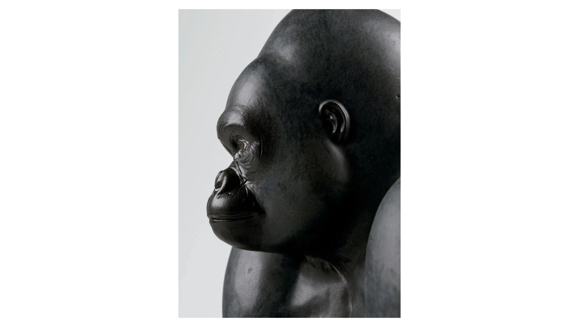 Фигурка Lladro Горилла 22x36 см, фарфор