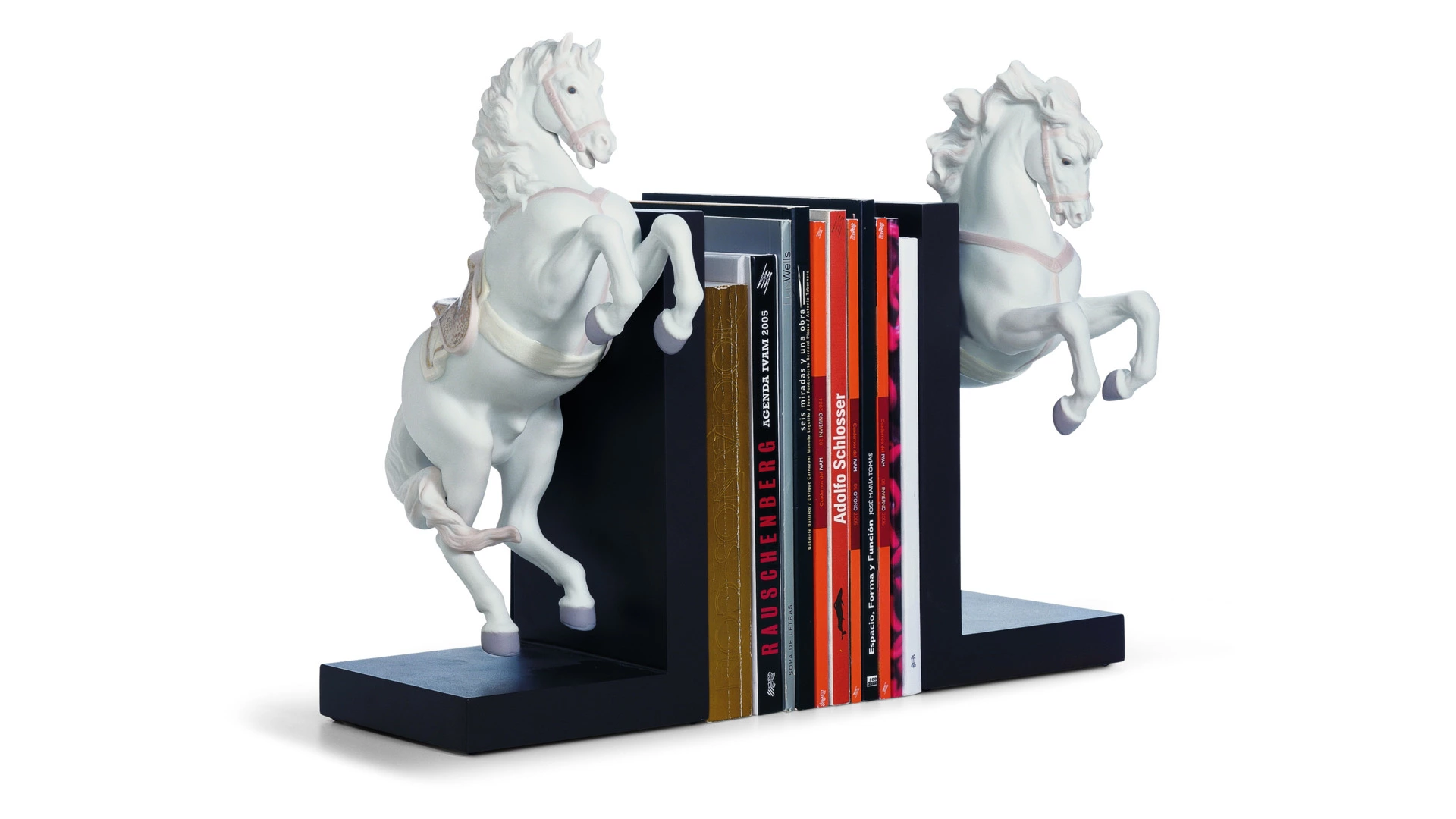 Фигурка Lladro Курбет 22х33 см, фарфор, белый
