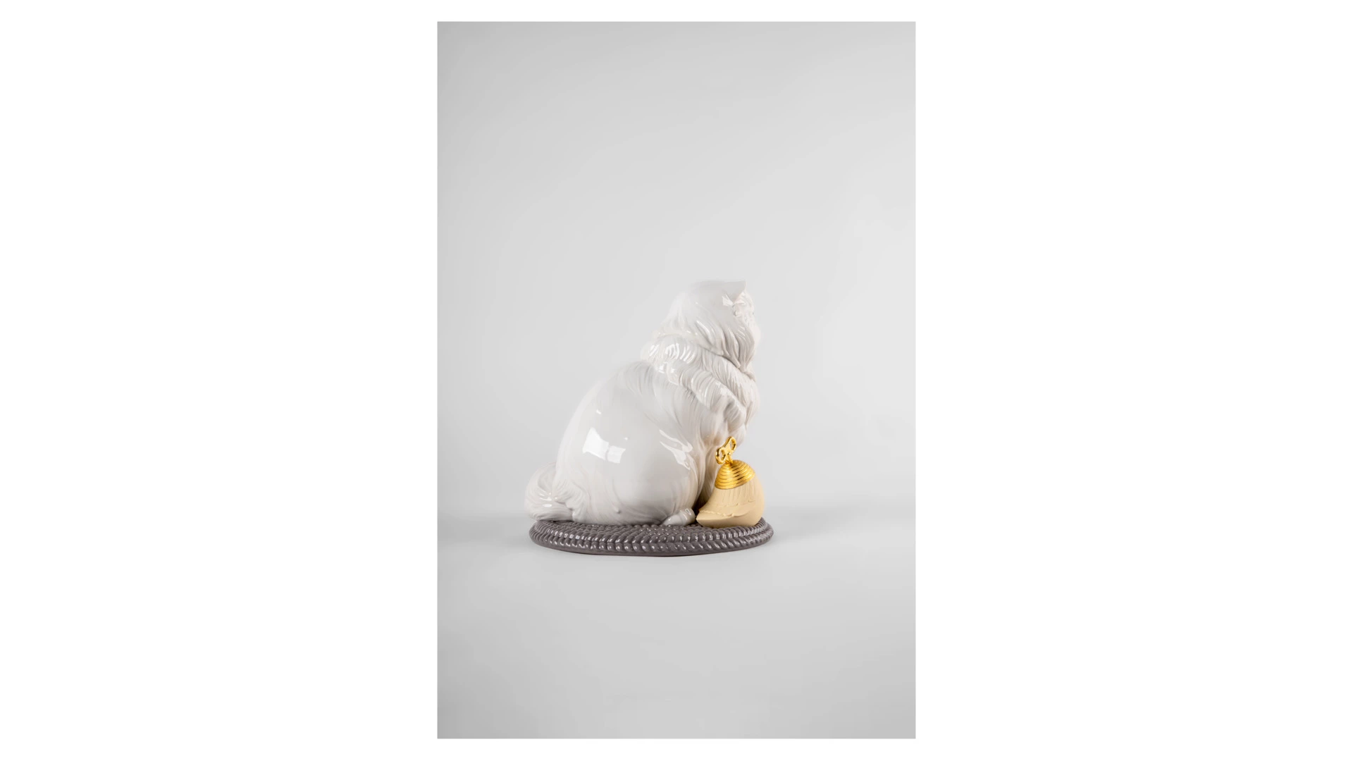 Фигурка Lladro Персидский кот 26х25х26 см, фарфор